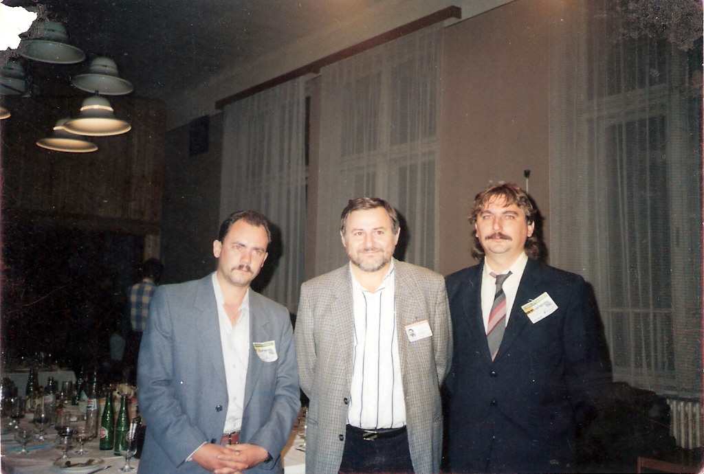 Ózdi ufó kongresszus. 1992.IX.26. Pusztay Sándor-Ufó magazin főszerkesztője,középen.